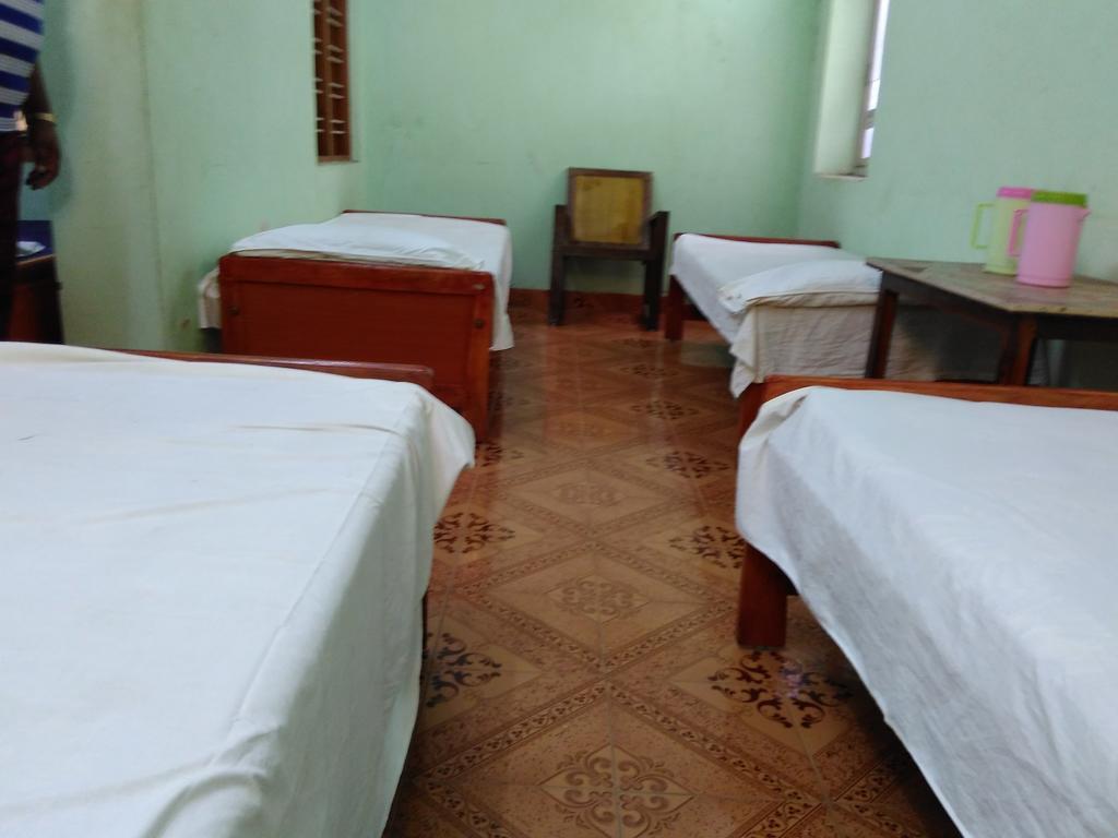 Hotel Ganesh Lodge Kanyakumari Habitación foto